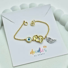 Evil Eye Hug Wing Bracelet 2.9 Grams, 14KT Gold