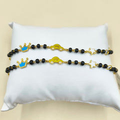 Crown Car Star Nazariya a Pair 3.96 Grams, 18KT Gold