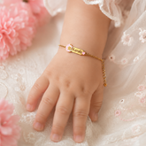 Twinkle Name Charm Bracelet, 3.1 grams, 18kt gold