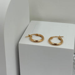 Classic Petite Hoops Earrings 0.89 Grams, 18KT Gold