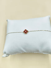 Crimson Charm Clover Bracelet 0.42 Grams, 18KT Gold