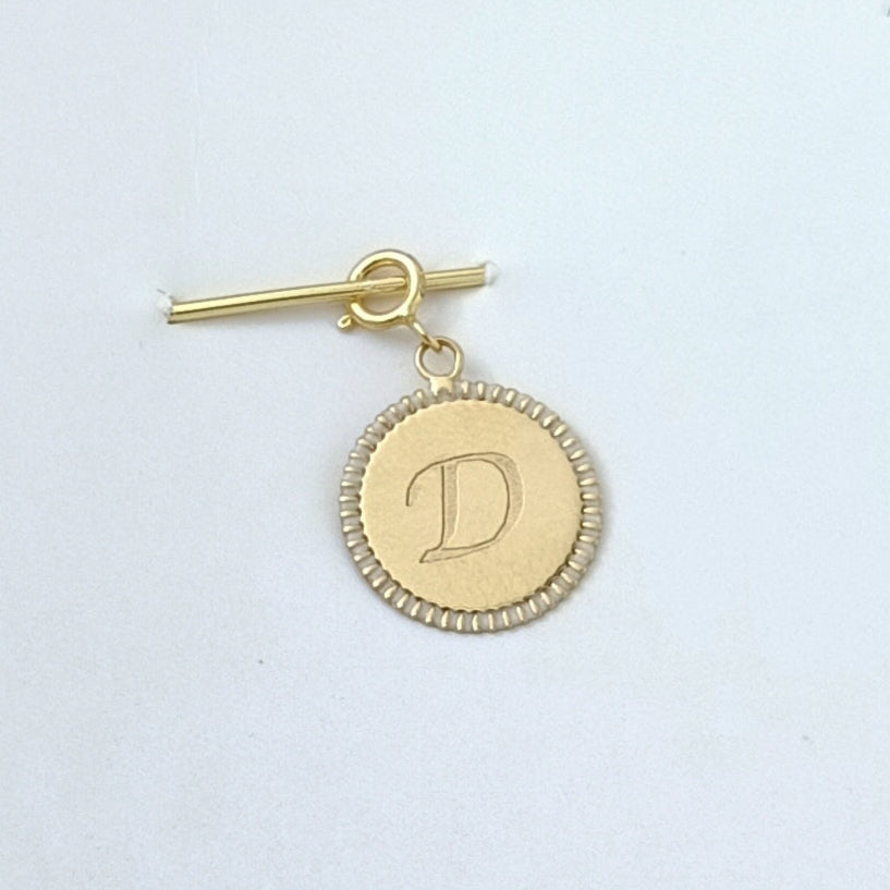 A medal charm pendant 1.3 grams