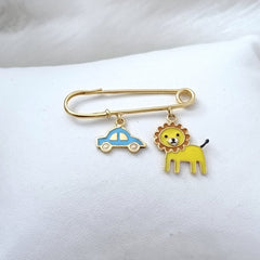 Car and Lion Pin 2 grams, 18KT Gold