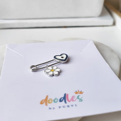 Tiny Heart & Daisy Baby Safety Pin 1.1 Grams, Silver