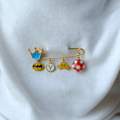 Customized lapel pin 5.660 grams, 18KT Gold