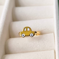 Classic Car Ring 1.16 Grams, 18KT Gold
