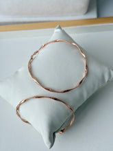 Twist Mesh Bracelet 0.64 Grams A Single Piece, 18KT Gold