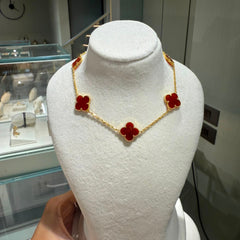 Red Clover Charm Necklace 6.69 grams 18KT Gold