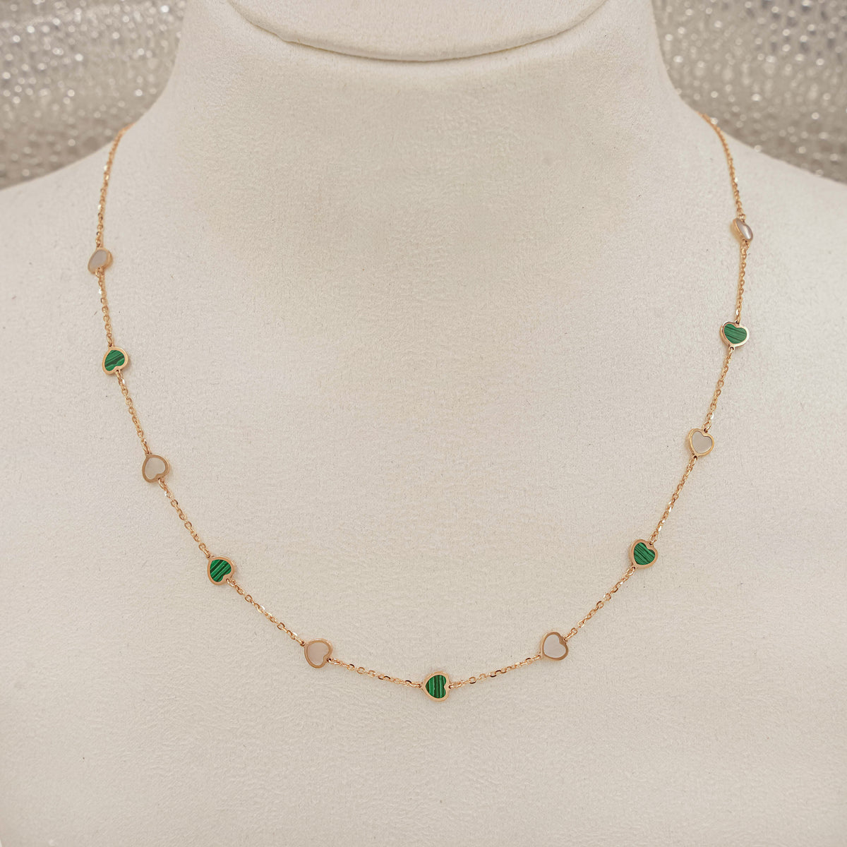 Eternal Hearts Necklace 2.8 Grams, 18kt Gold