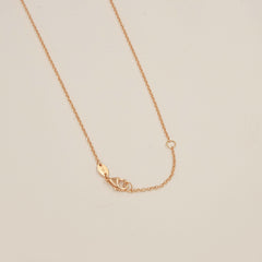 Lucky Charm Hamsa Necklace 2.7 Grams, 18kt Gold
