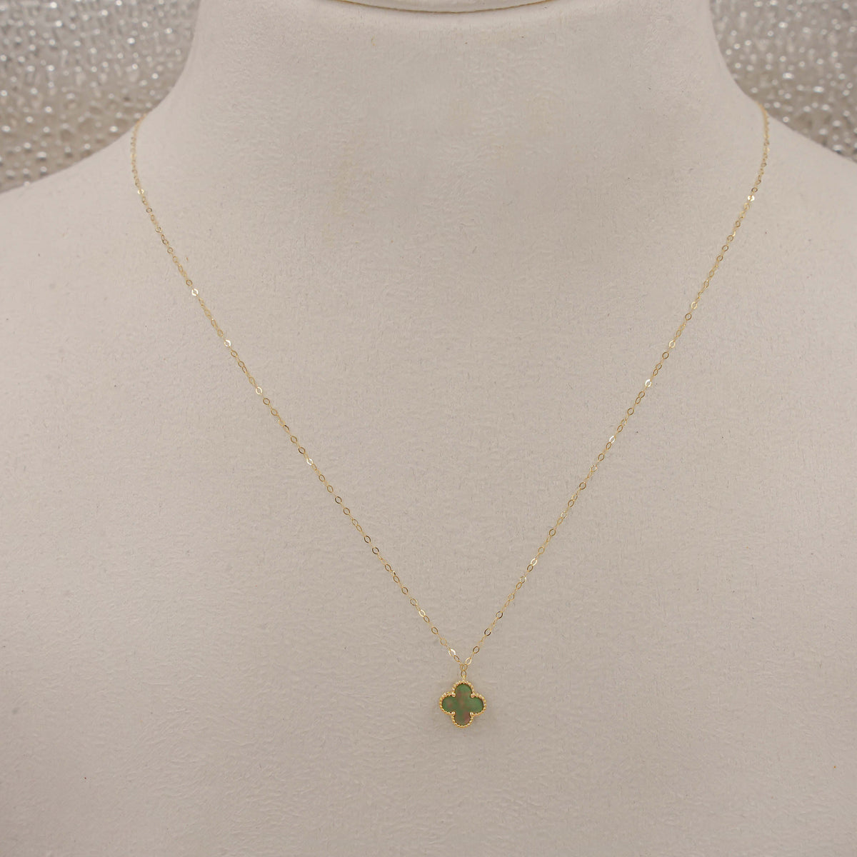 Colourful Blossom Necklace 0.51 Grams, 18kt Gold