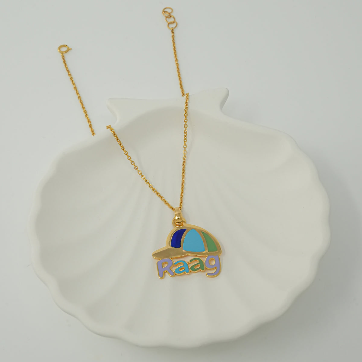 Mini Boss Personalised Name Pendant Chain 6.32 Grams, 18KT Gold