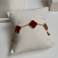 Red Clover Charm Bracelet 4.47 grams 18kt gold