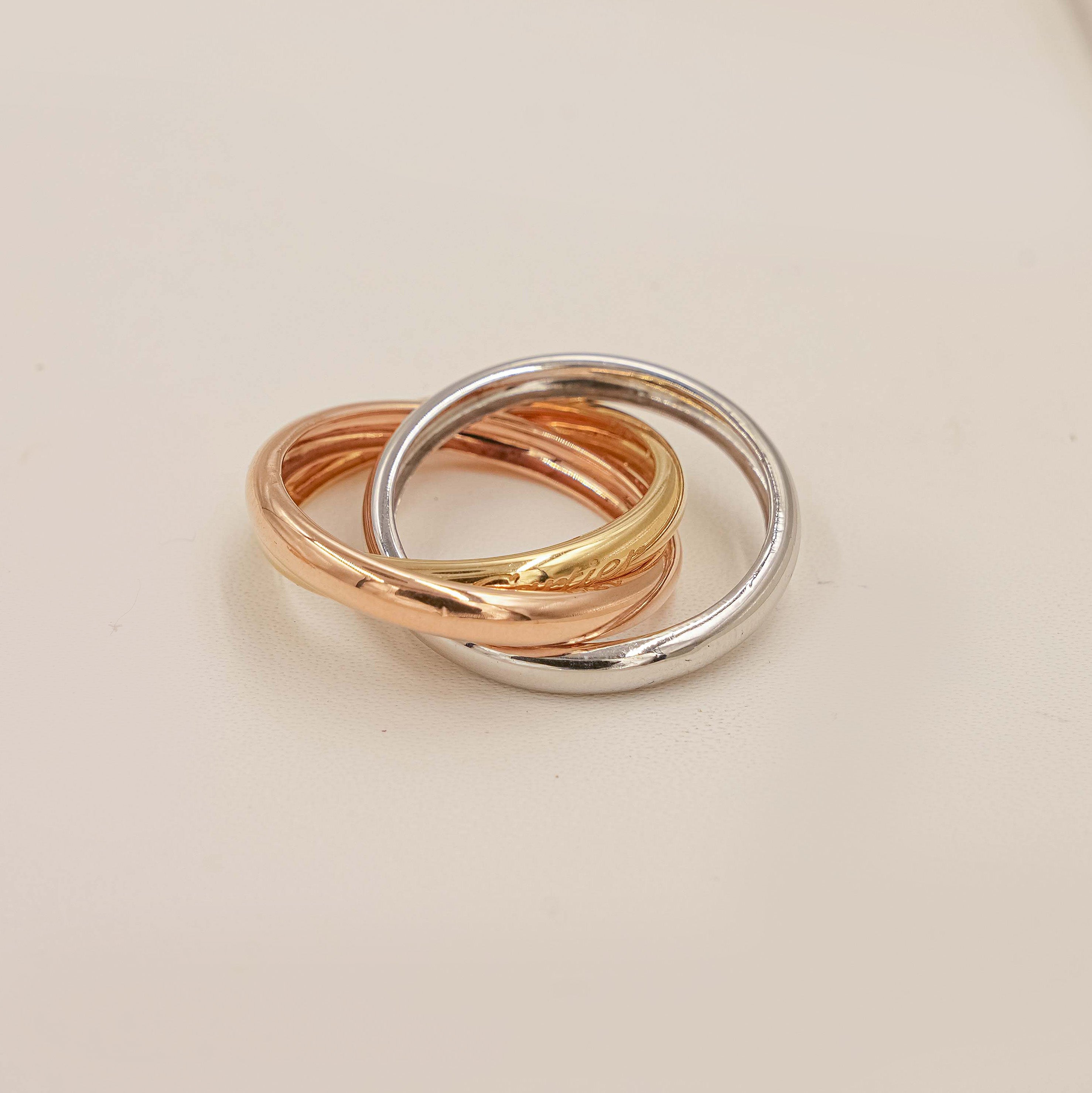 Cartier Trinity Interlocking Ring 5.82 Grams , 18KT Gold