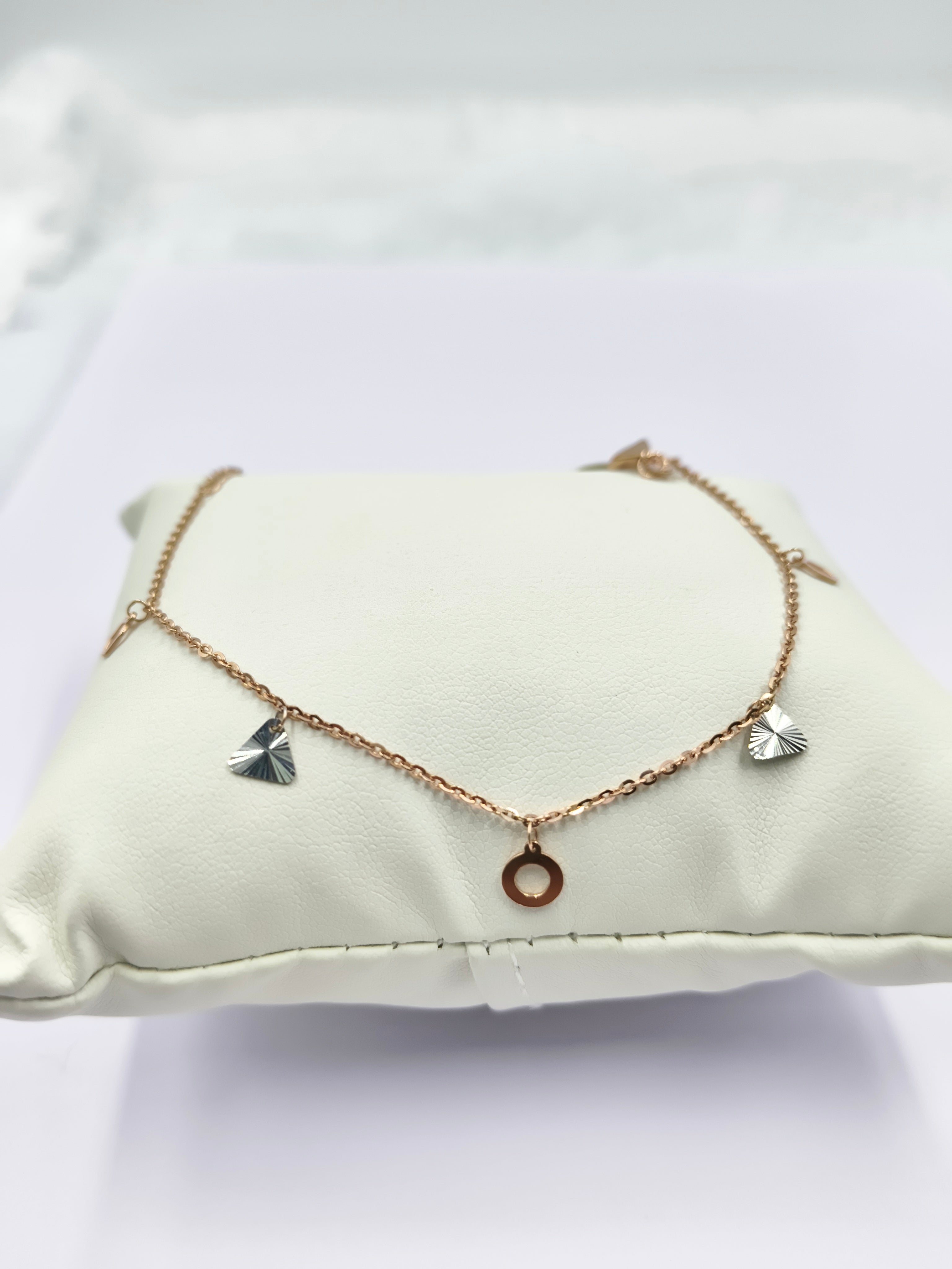 Elegant Gold Charm Bracelet  1.93 grams, 18KT Gold