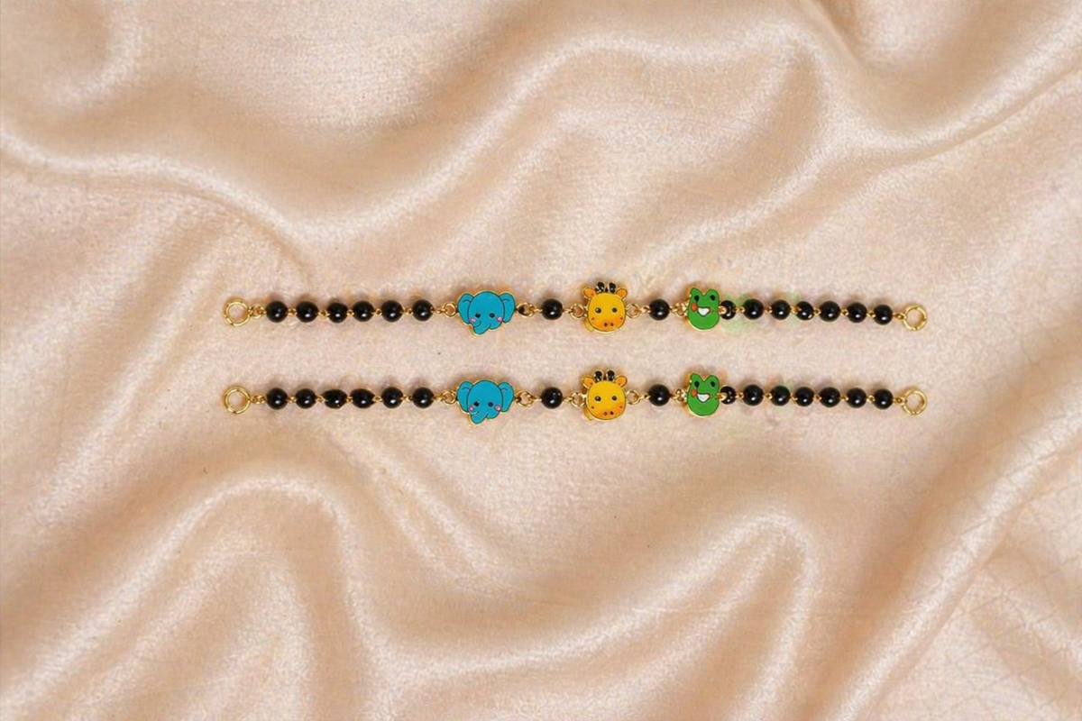 Cute Animal Charm Black Bead Bracelet for Kids 18kt 4.01 grams For A Pair