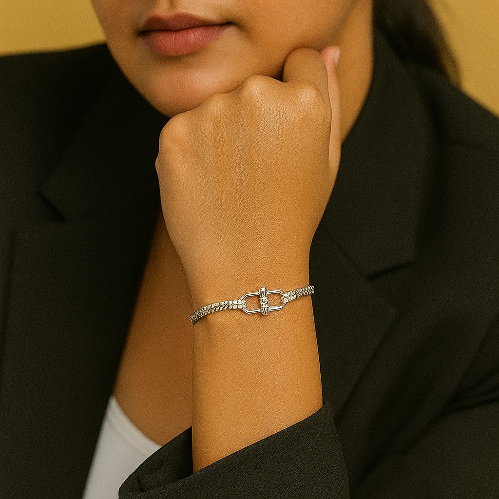 Elegance Link Silver Bracelet 6.95 Grams, Silver