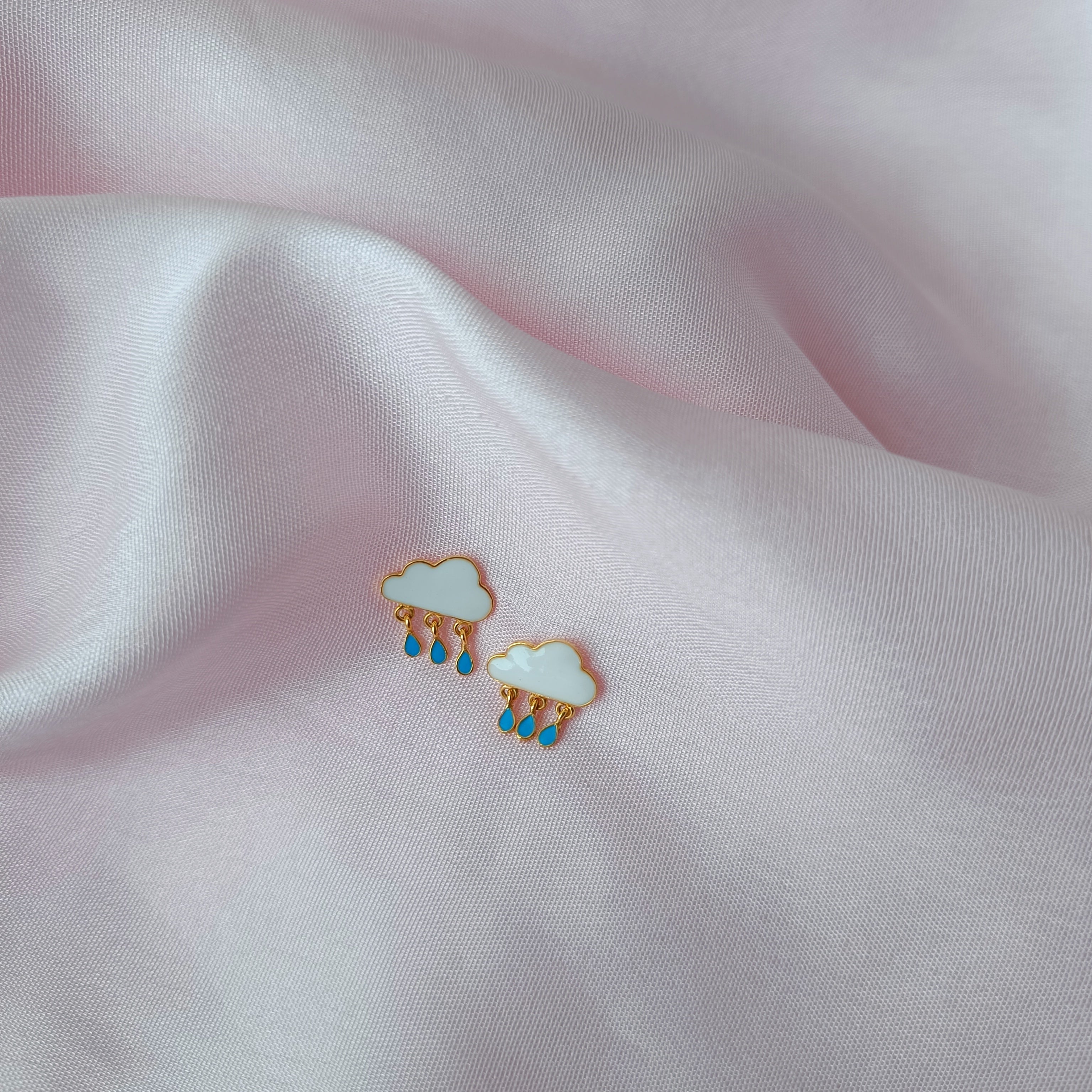 Rainy Day Studs 2.2 Grams, 18KT Gold