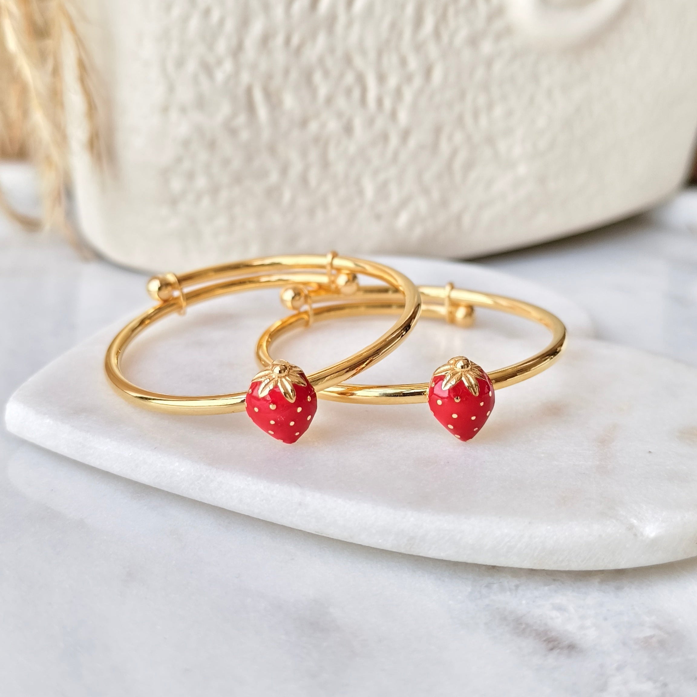 Strawberry Delight Bangles 4.5 Grams Single Piece, 18KT Gold