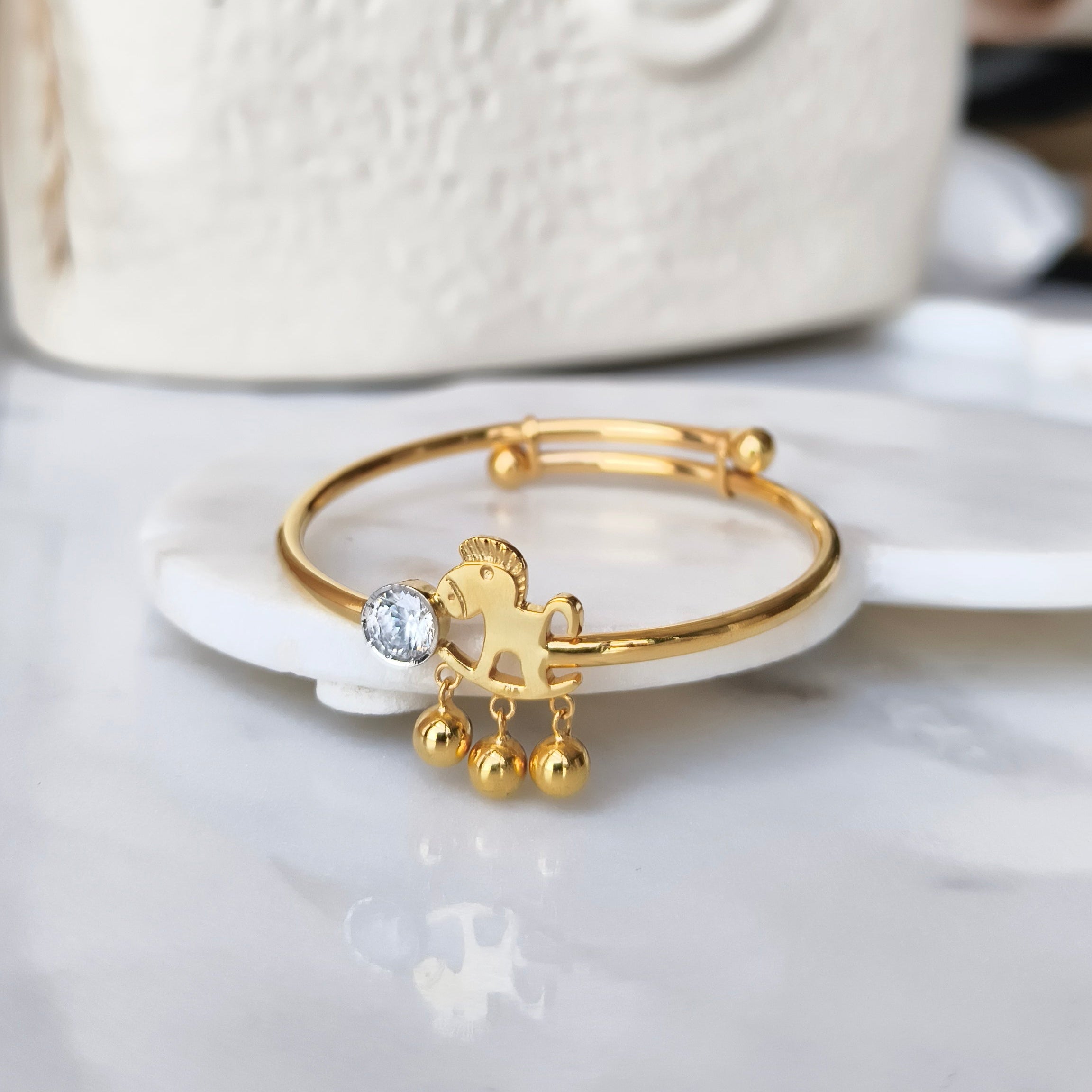 Rocking Horse Charm Bangle 4.13 Grams, 18KT Gold