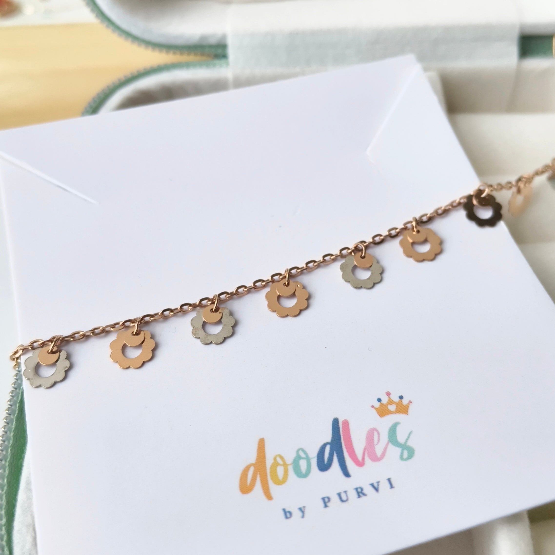 Elegant Gold Charm Bracelet  2.38 grams, 18KT Gold
