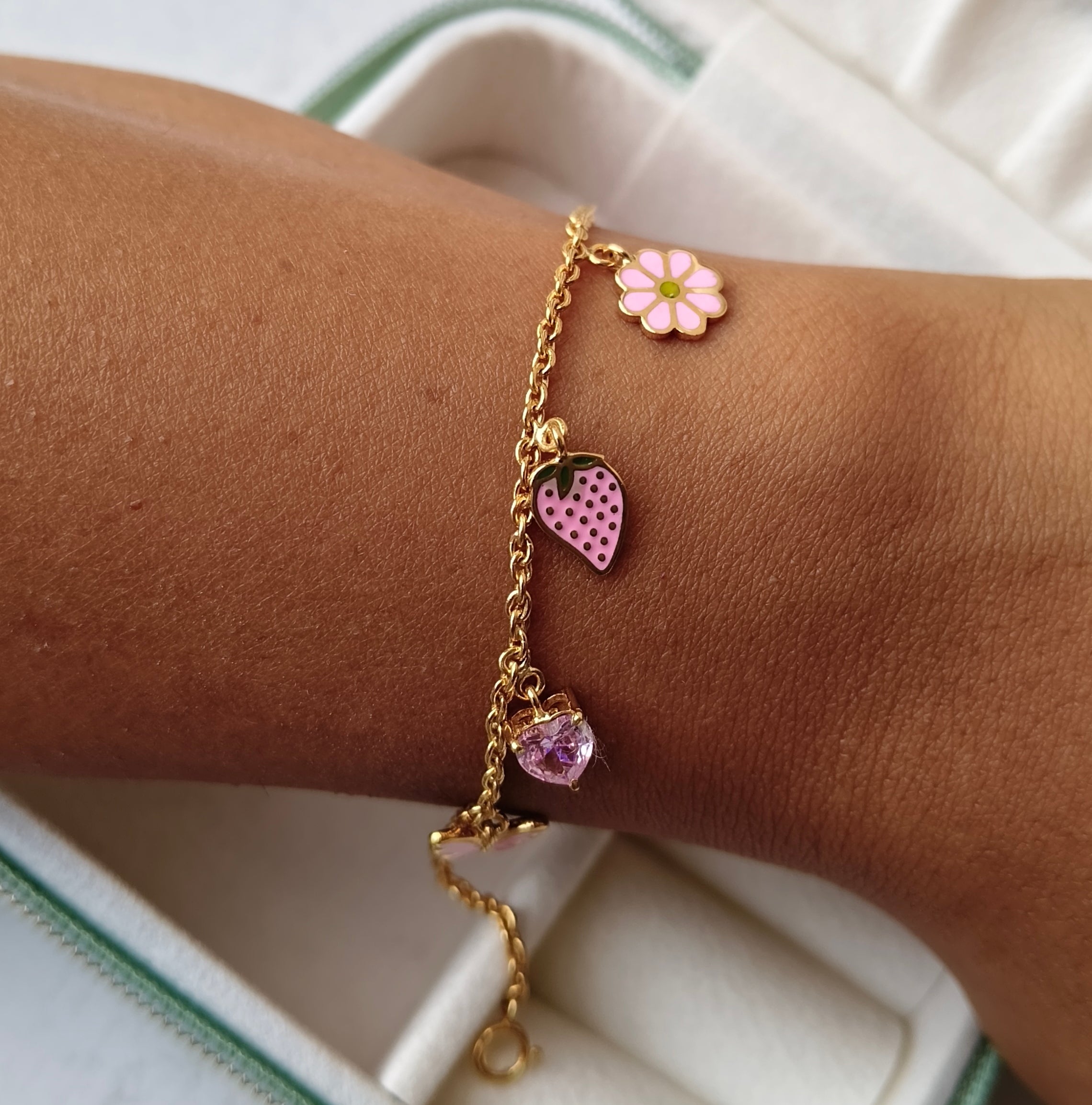 Strawberry Garden Charm Bracelet 3.51 Grams, 18KT Gold