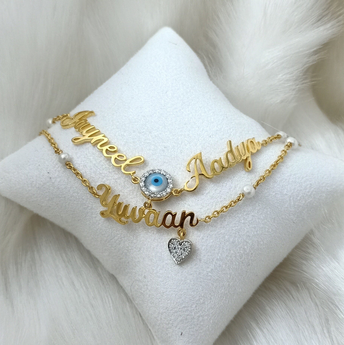 “Linked by Love” Personalised Name Bracelet 9 grams, 18kt gold