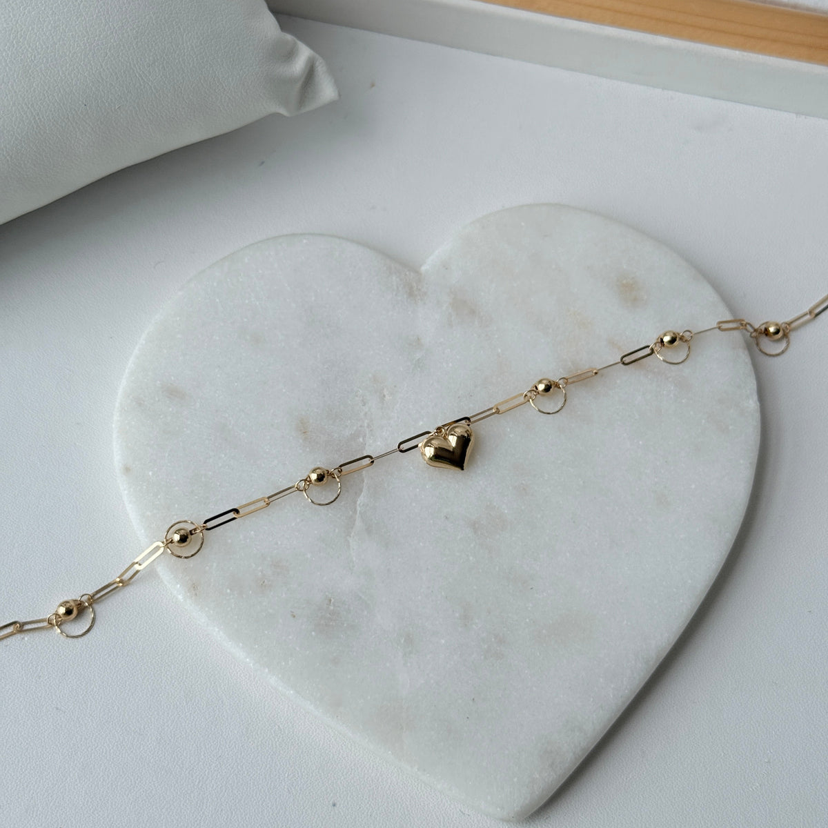 Gold Chain Heart Charm Bracelet 1.18 grams, 18KT Gold