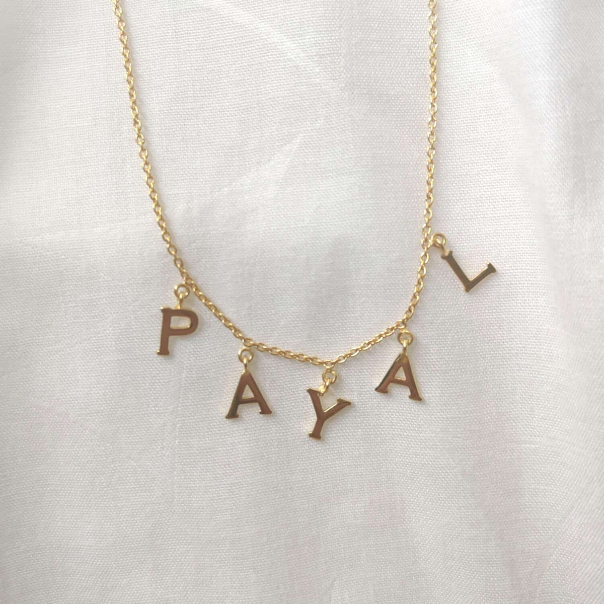 Dangling Name Neckpiece 4 Grams, 18KT Gold