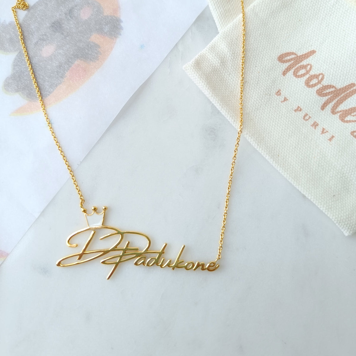 Regal Signature Necklace 5.5 Grams, 18KT Gold
