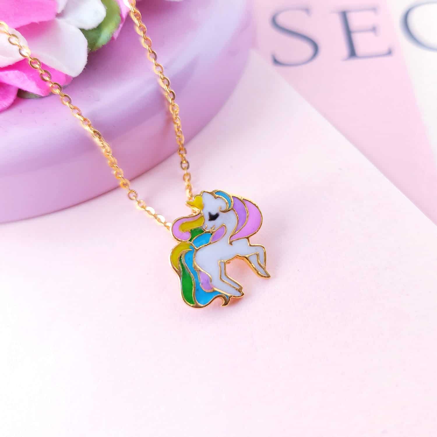 Unicorn Pendant 1 Gram
