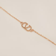 Elegance Emblem Bracelet 1.9 Grams, 18KT Gold