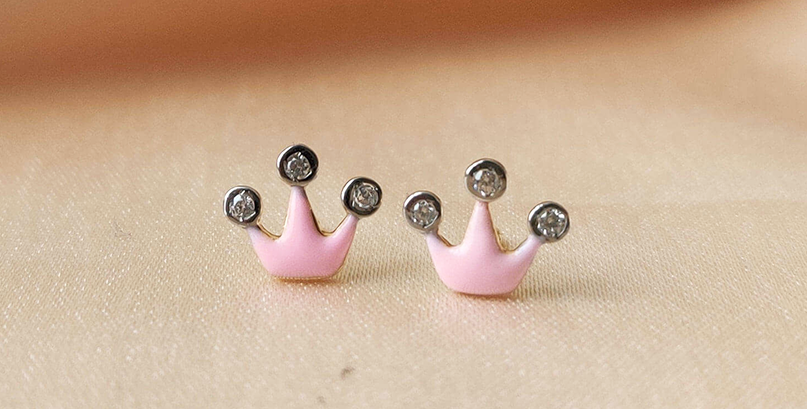 Crown studs earrings